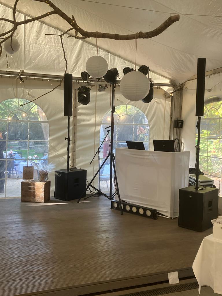 DJ Ralle Waldenburg, Hochzeiten, meine Leistungen, mein Mix für dein Event, deine Party ist mein Auftrag